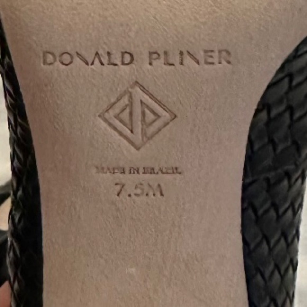 Donald Pliner Yvetta Woven Leather Pointed-Toe Pump with 3” Heel - Picture 8 of 9